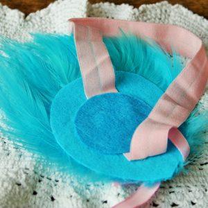 Tollas fejdísz türkiz-rózsaszín