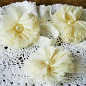 Fejdísz és szandál vajszín