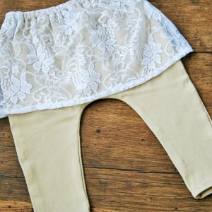 Leggings szoknyával csipkés