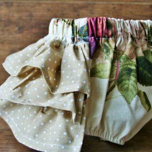 Rózsás pelenkabugyi