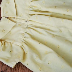 Ruha buggyos nadrággal sárga