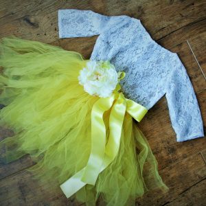 Tutu csipke blúzzal sárga