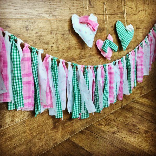 Dekorációs füzér rózsaszín-zöld