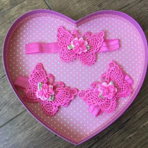 Újszülött csipke fejdísz pink pillangó