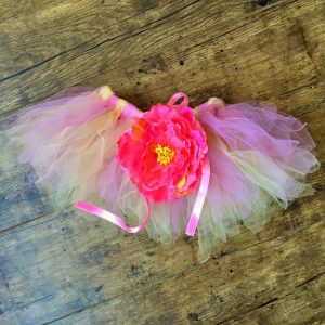 Tutu szoknya virág karkötővel púder rózsaszín sárga