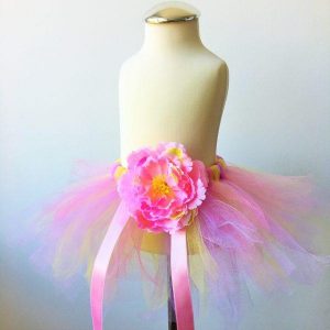 Tutu szoknya virág karkötővel púder lila sárga