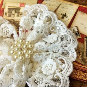 csipke masni virág babafejpánt