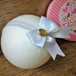 masnis fejpánt gombbal fehér