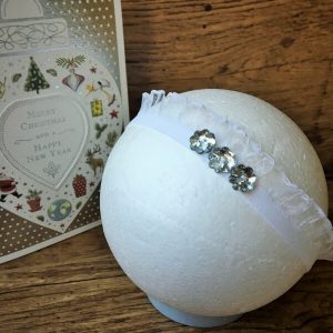 organza szalagos fejpánt gombbal fehér