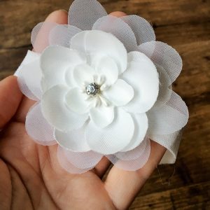 Chiffon virágos fejpánt fehér