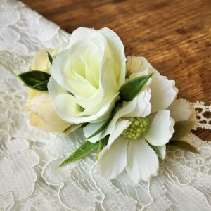 KOKA FAshion virágos fejpánt fehér