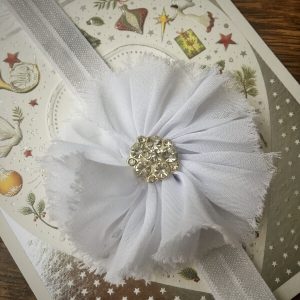 Chiffon virágos fejpánt strasszos fehér