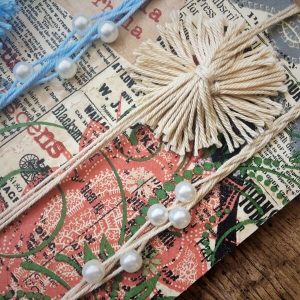 Vintage gyöngyös pompomos fejpánt