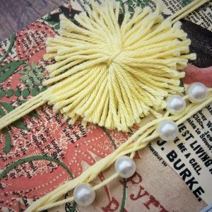 Vintage gyöngyös pompomos fejpánt