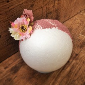 újszülött csipke fotószett mályva