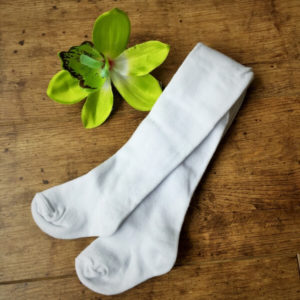 fehér babaharisnya nyári