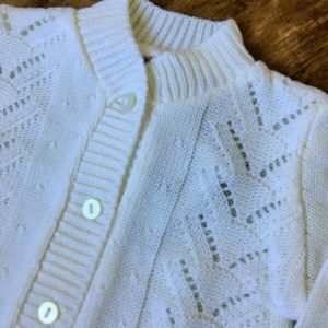 fehér kislány kardigán