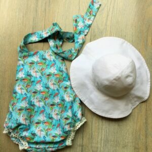 flamingós napozó és pelenkabugyi