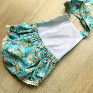 flamingós napozó és pelenkabugyi