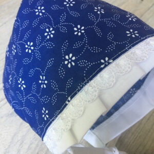 kékfestő bonet babasapka csipkével