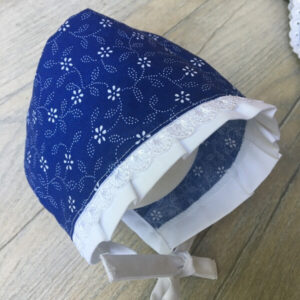 kékfestő bonet babasapka csipkével