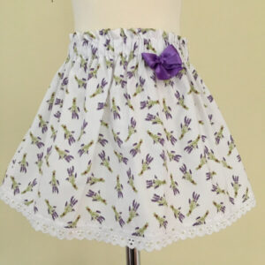 levendulás szoknya csipkével