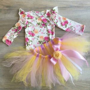 rózsás alkalmi szett púder sárga