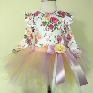 rózsás alkalmi szett púder sárga