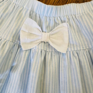 világoskék csíkos fodros szoknya